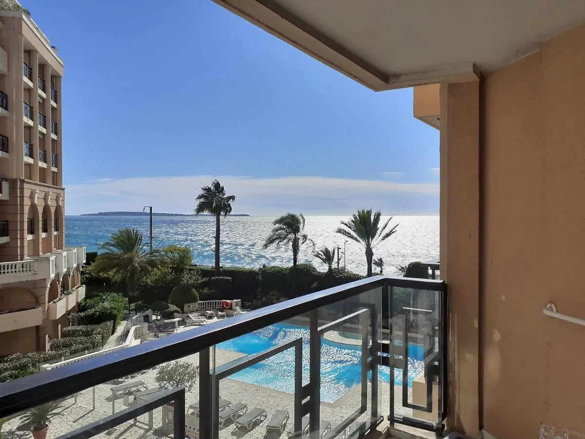 Cannes Design Vue Mer 0*,  Γαλλία